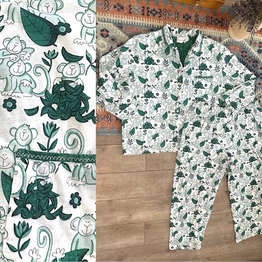 Vintage 90s Plus Women’s Monkey Print Pajamas Set 2X Long Sleeve Like New